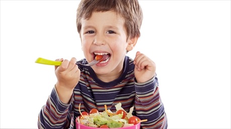 Cho trẻ uống thuốc kích thích ăn ngon tăng cân: 1 lợi 10 hại