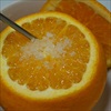 Hướng dẫn cách làm cam/ quýt hấp muối trị ho khan, ngứa cổ