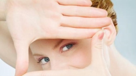 Tia UV ảnh hưởng nghiêm trọng đến mắt