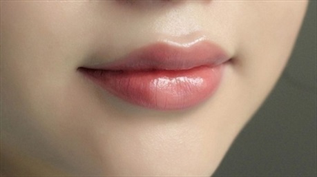 Màu sắc đôi môi phản ánh gì về tình trạng sức khỏe của bạn?
