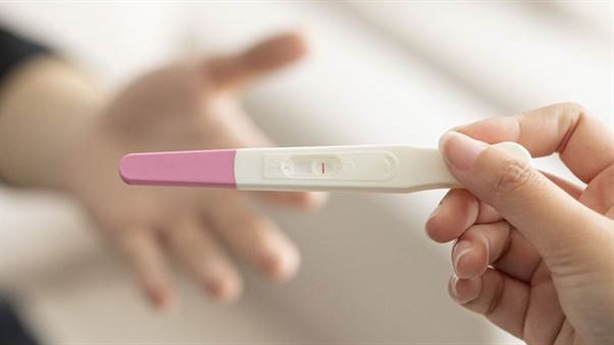 5 dấu hiệu cảnh báo tình trạng suy buồng trứng sớm, các bạn nữ trẻ cần lưu ý